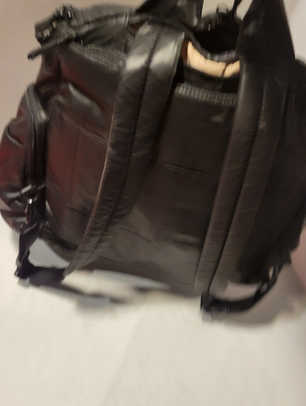 Caraa Diaper Bag Baby Backpack Medium Black Nylon Bottle Zip Pockets Insulated - Picture 5 of 6